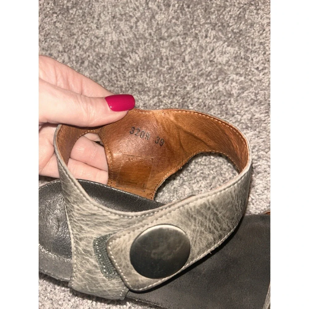 Taos Women's Sandals EU Size 39 Leather US 8 Ankle Strap Open Toe
